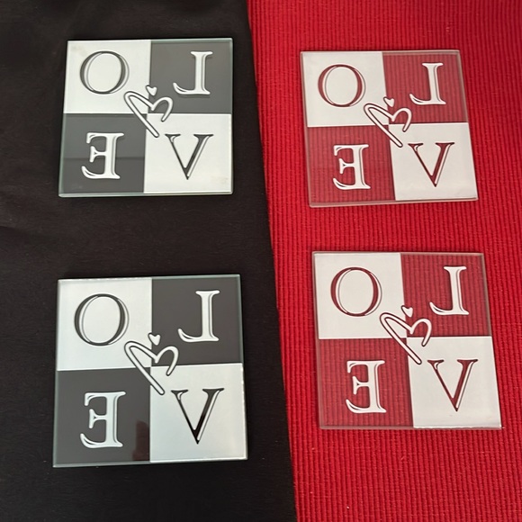 NWOT 4 glass LOVE coasters - Picture 5 of 5
